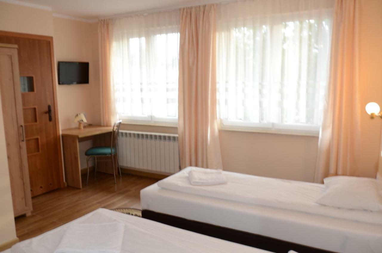 Zajazd Wrota Lasu Hajnówka Esterno foto